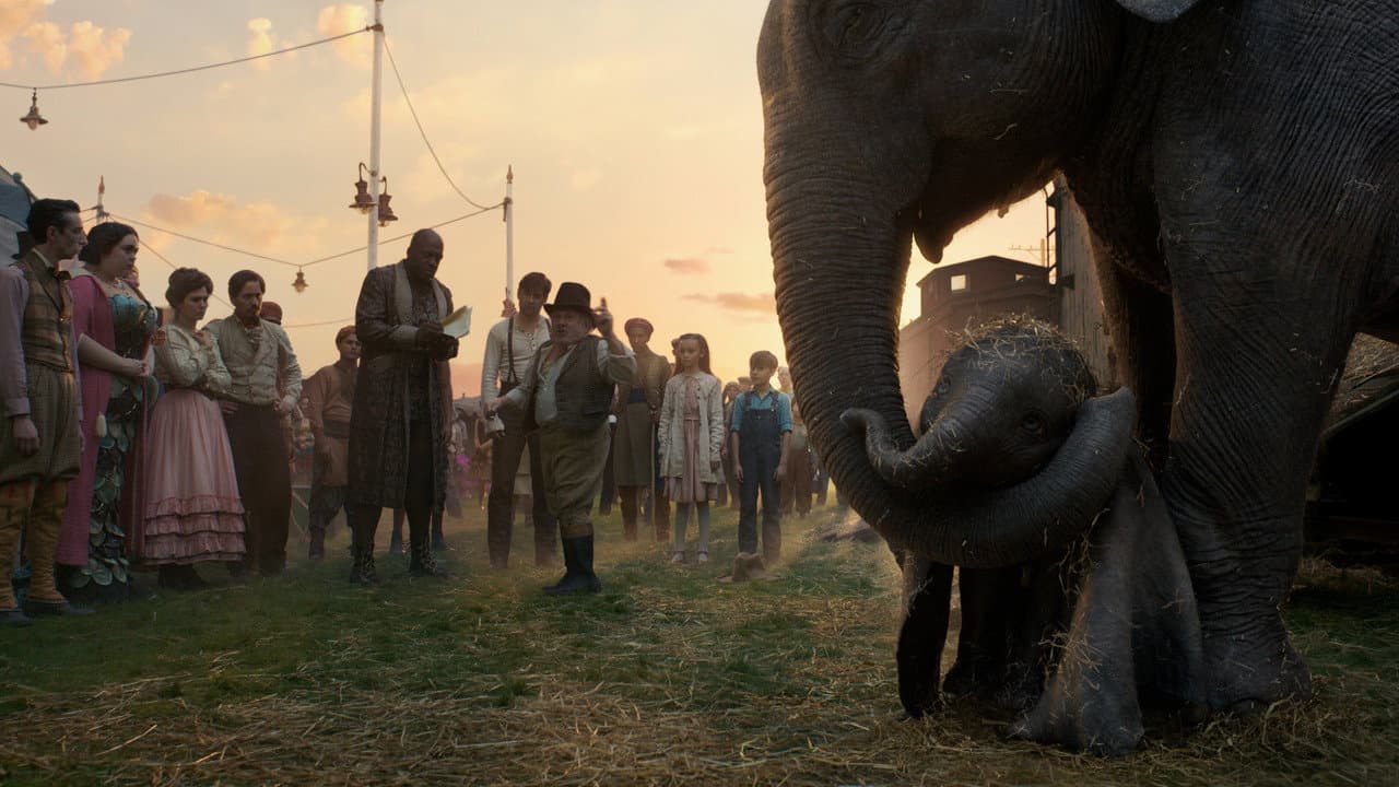Dumbo — backdrops 8