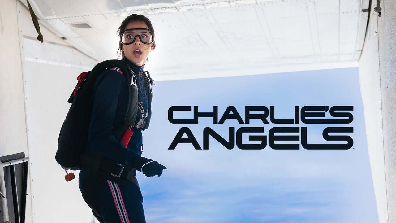 Charlie's Angels — backdrops with title 3