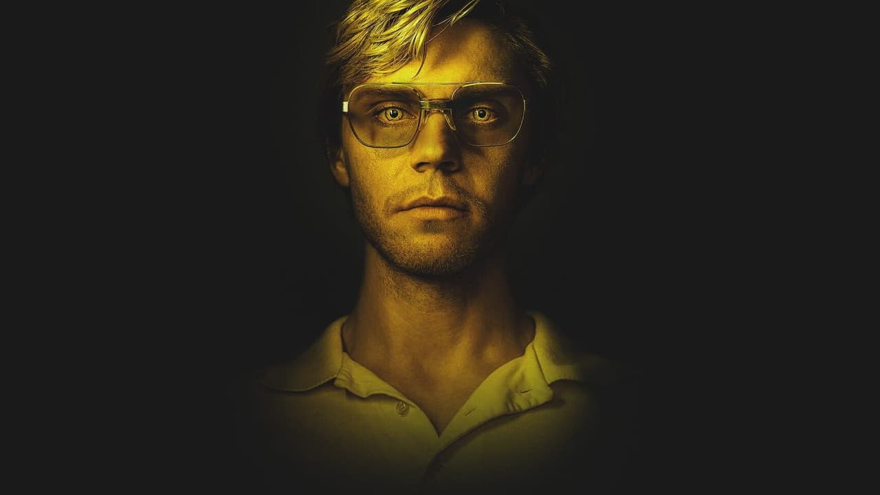 DAHMER - Monster: The Jeffrey Dahmer Story — backdrops 8