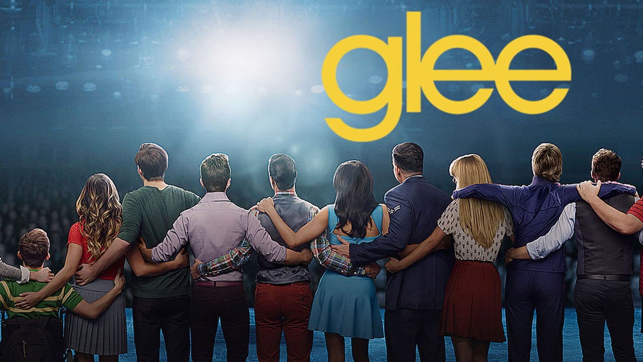 Glee — backdrops with title 3