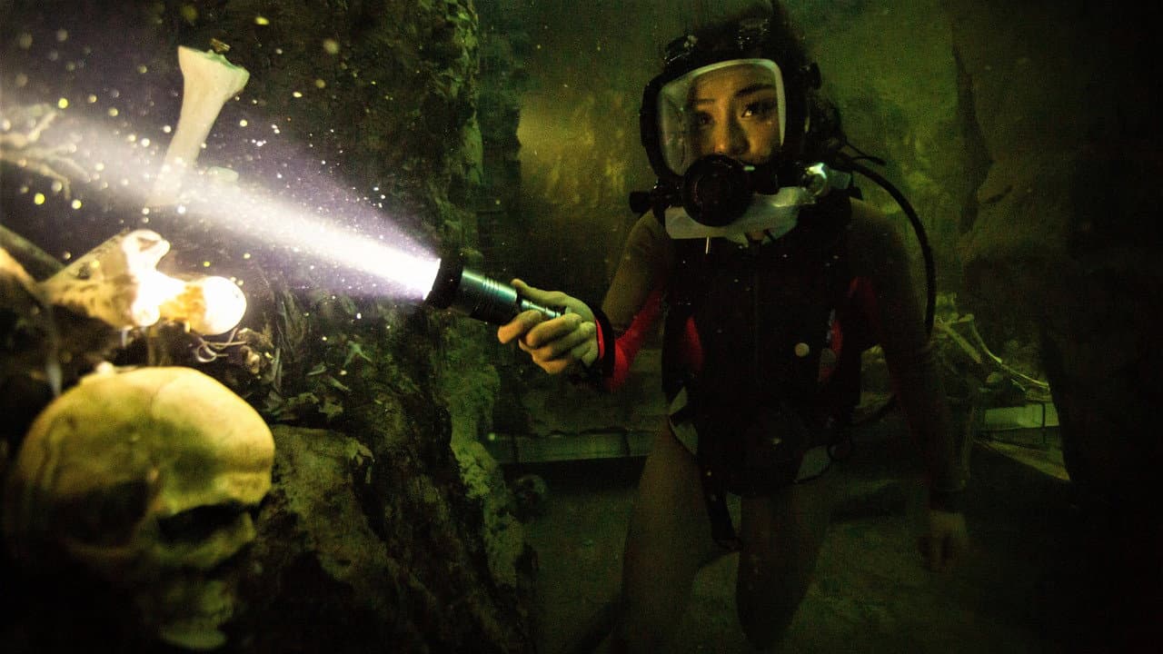 47 Meters Down: Uncaged — backdrops 5