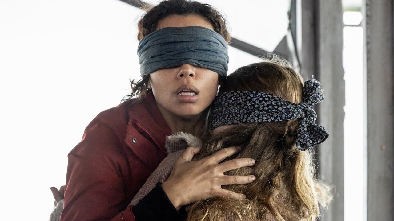 Bird Box Barcelona — backdrops 1