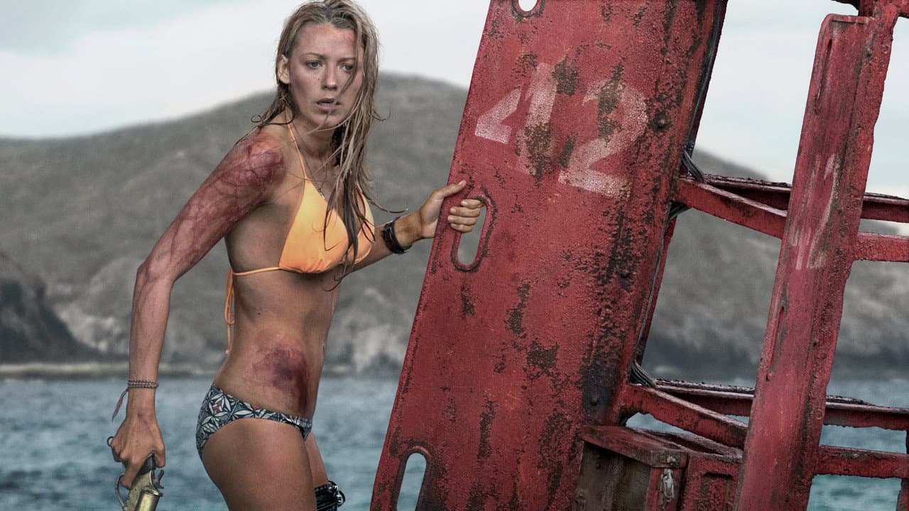 The Shallows — backdrops 1