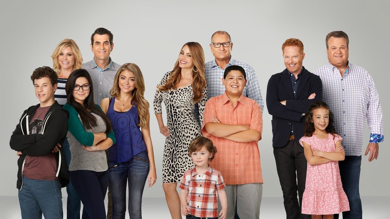 Modern Family — backdrops 5