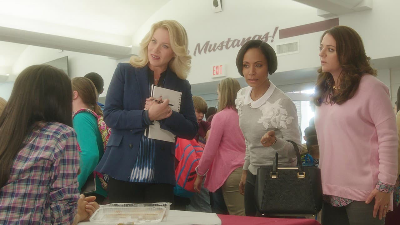 Bad Moms — backdrops 5
