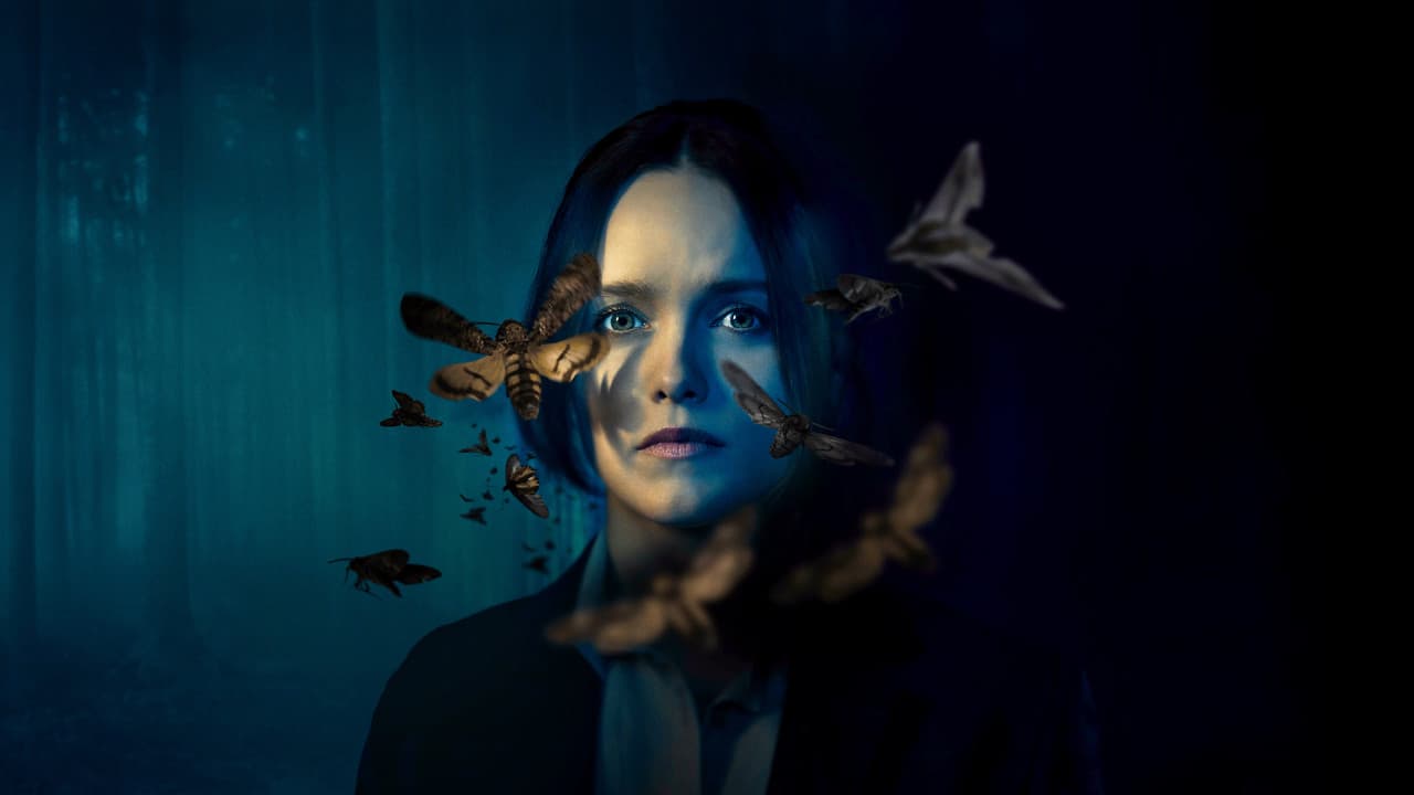 Clarice — backdrops 6