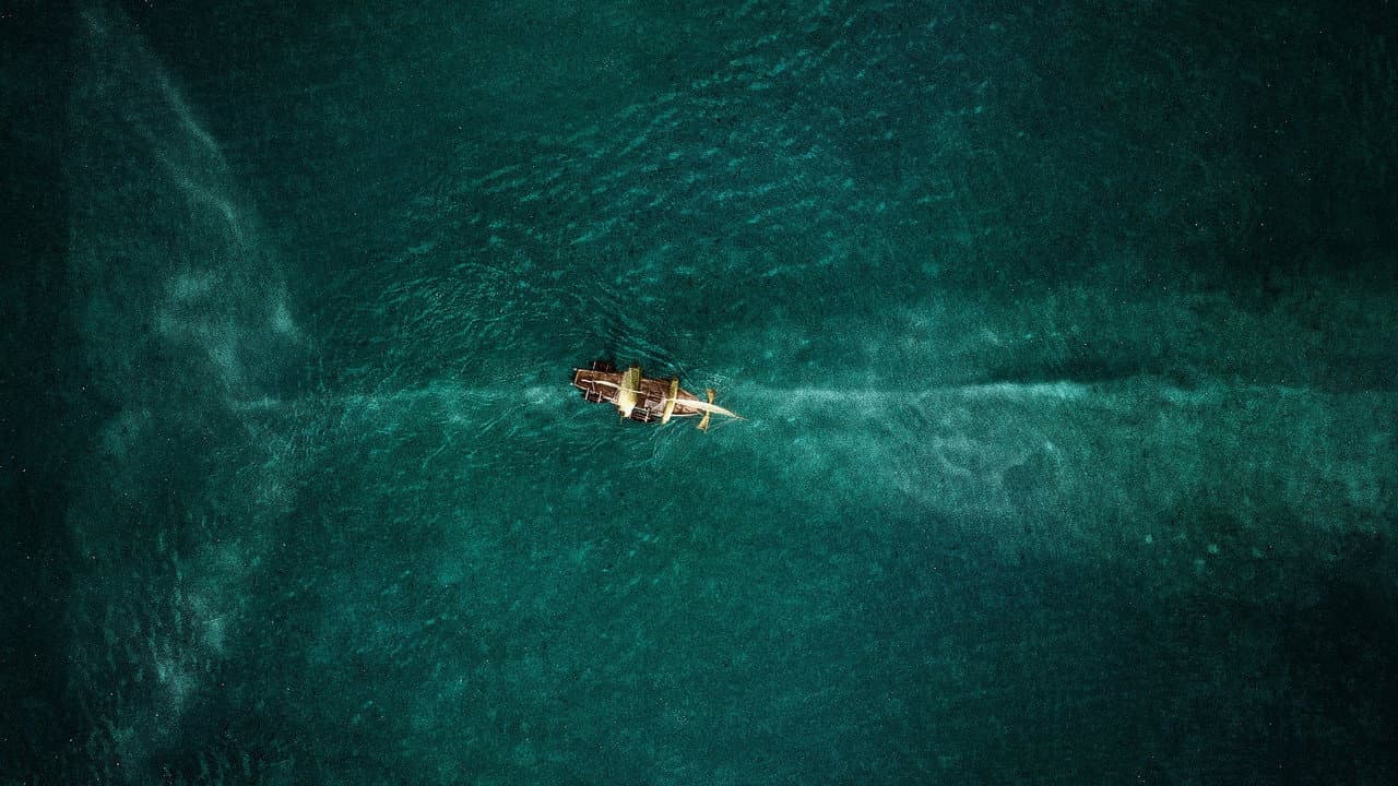 In the Heart of the Sea — backdrops 8