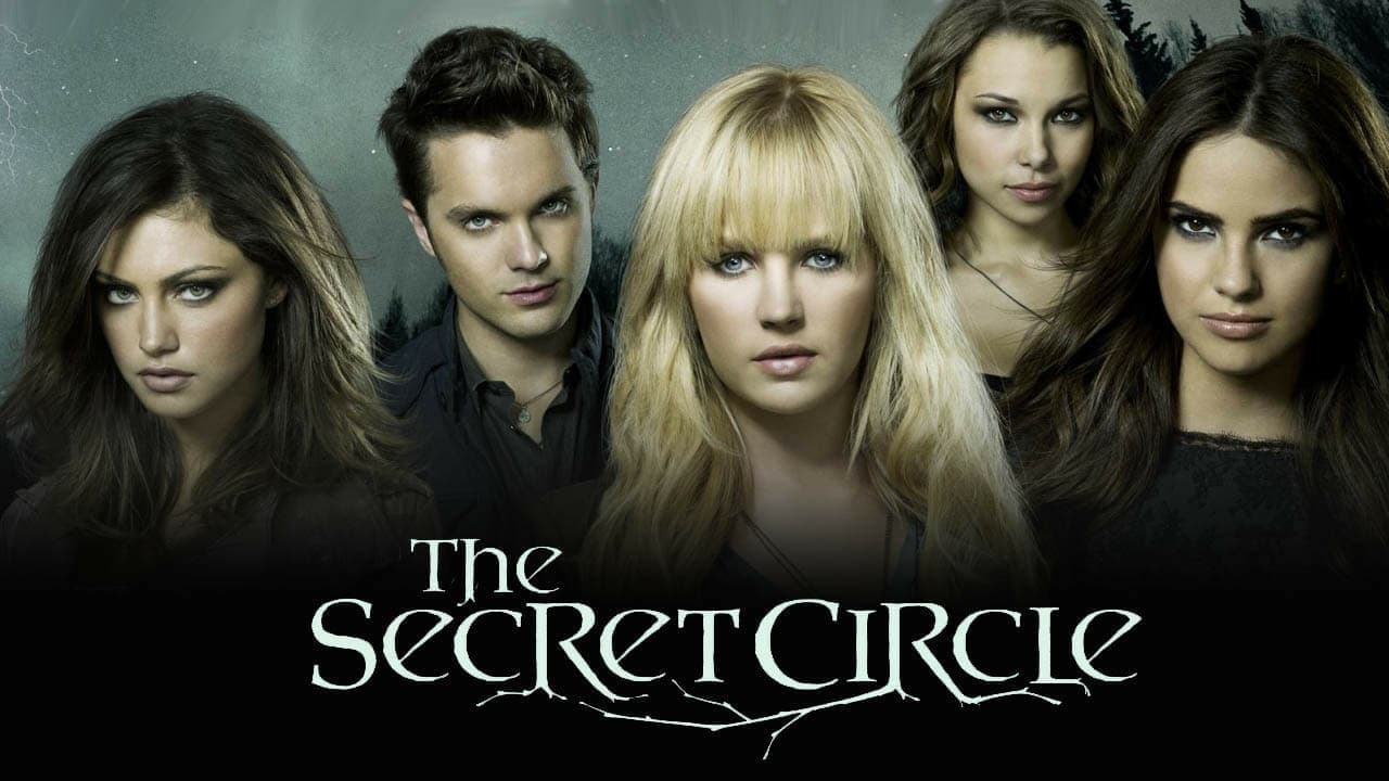 The Secret Circle — backdrops with title 2