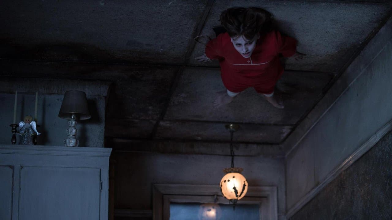 The Conjuring 2 — backdrops 4