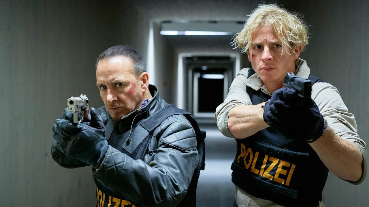 Alarm for Cobra 11: The Motorway Police — backdrops 8