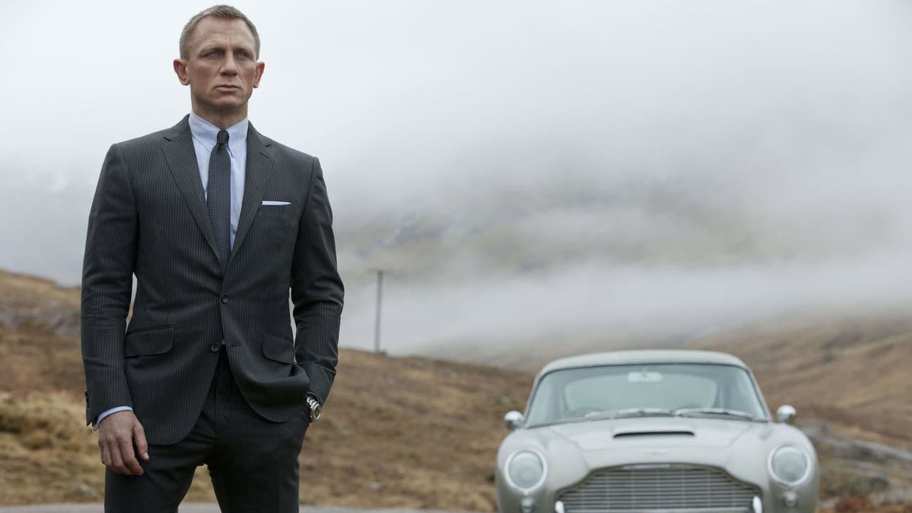 Skyfall — backdrops 3