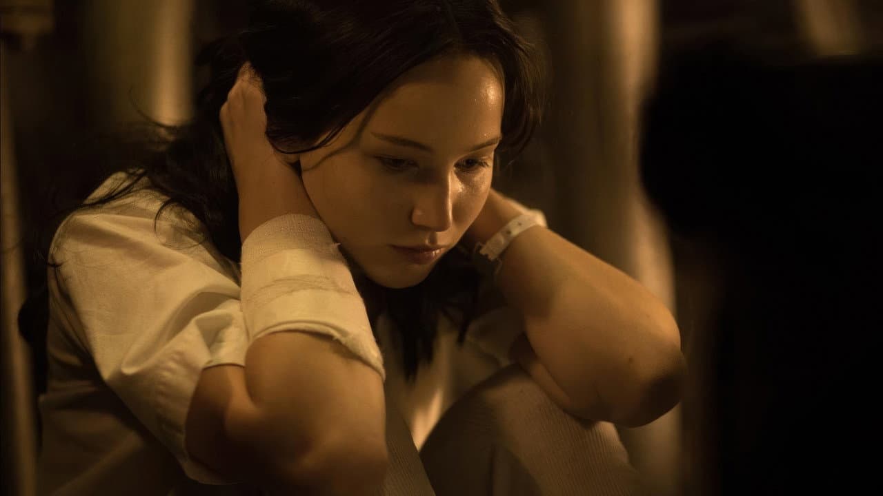 The Hunger Games: Mockingjay - Part 1 — backdrops 8