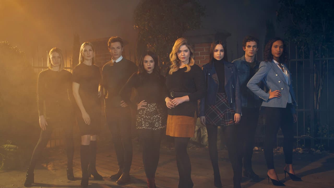 Pretty Little Liars: The Perfectionists — backdrops 2