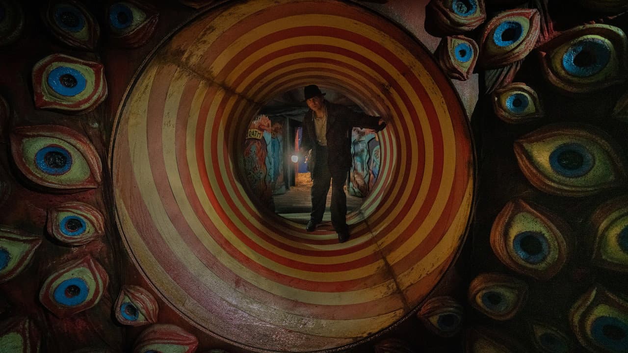 Nightmare Alley — backdrops 2