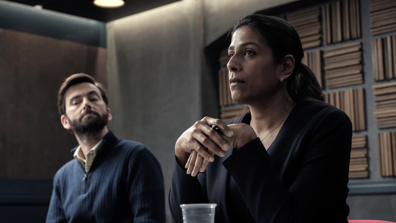 Criminal: UK — backdrops 8