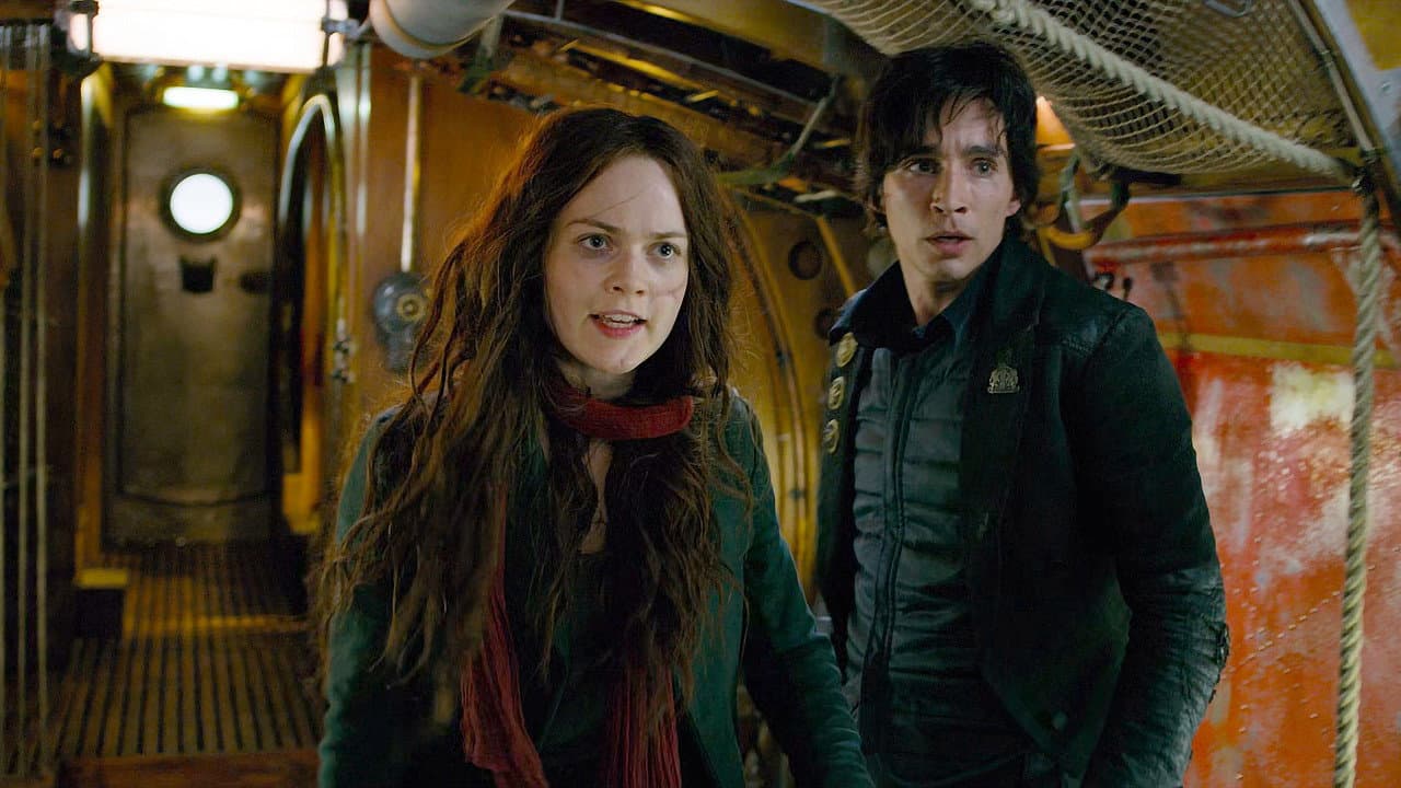 Mortal Engines — backdrops 6