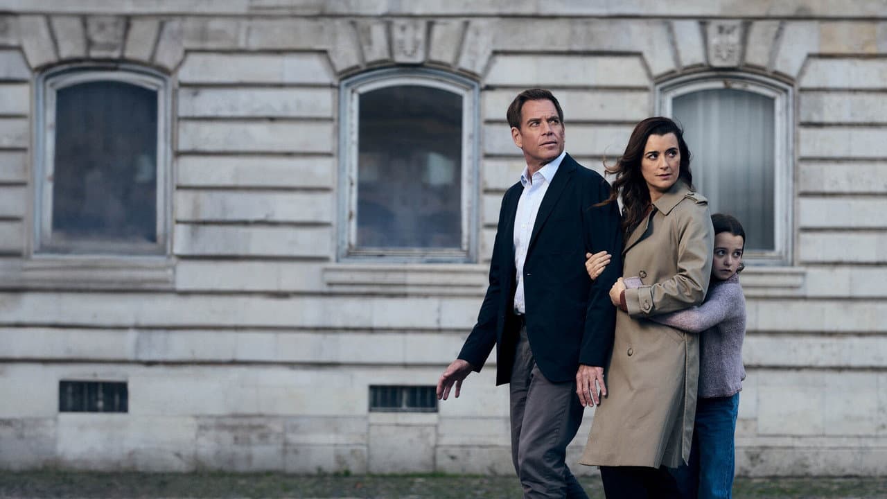 NCIS: Tony & Ziva — backdrops 5