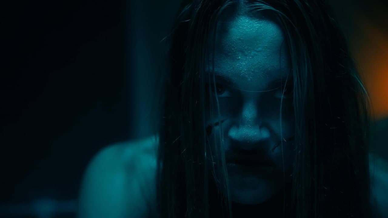 The Crucifix: Blood of the Exorcist — backdrops 2