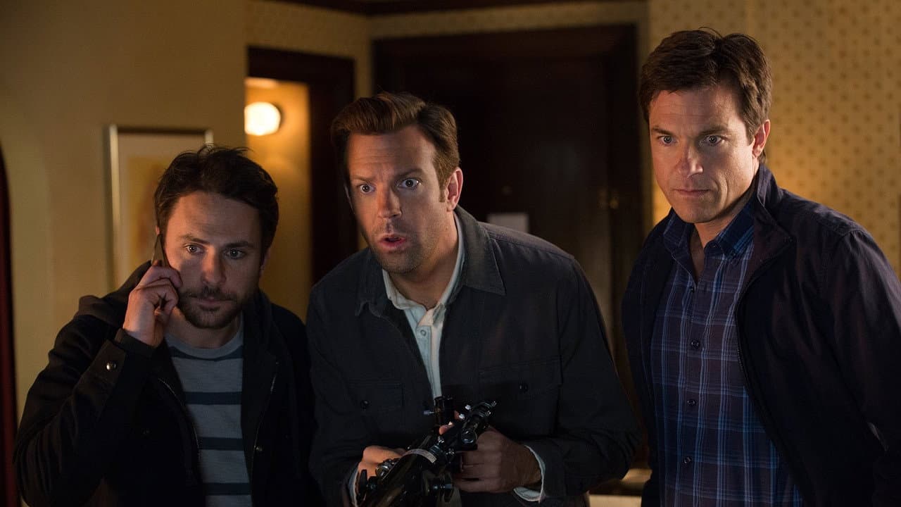 Horrible Bosses 2 — backdrops 5