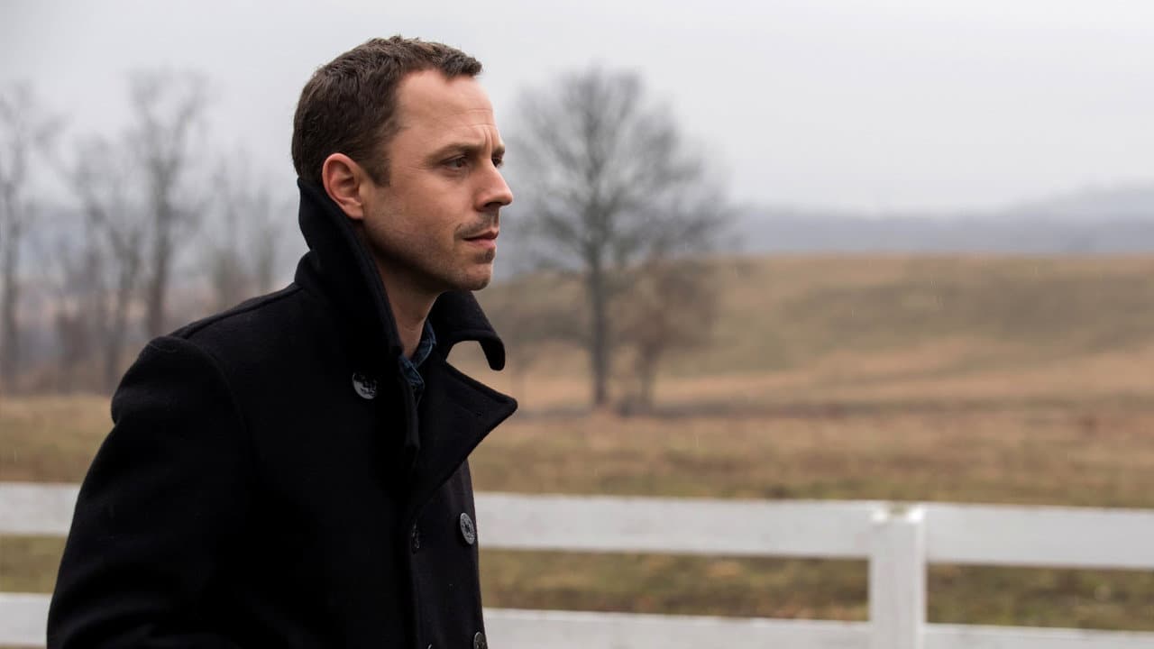 Sneaky Pete — backdrops 3