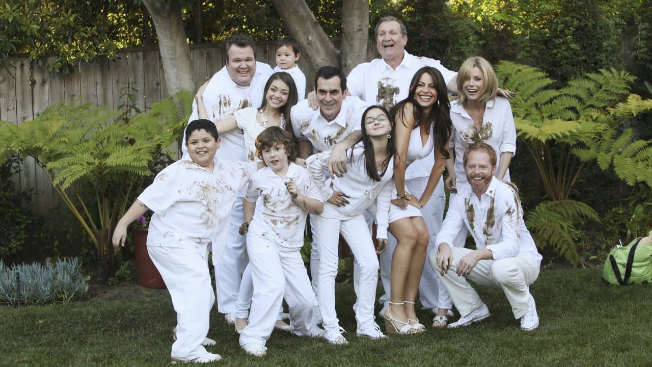 Modern Family — backdrops 7