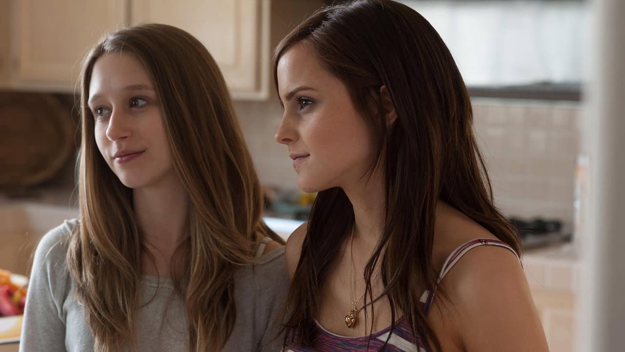 The Bling Ring — backdrops 3