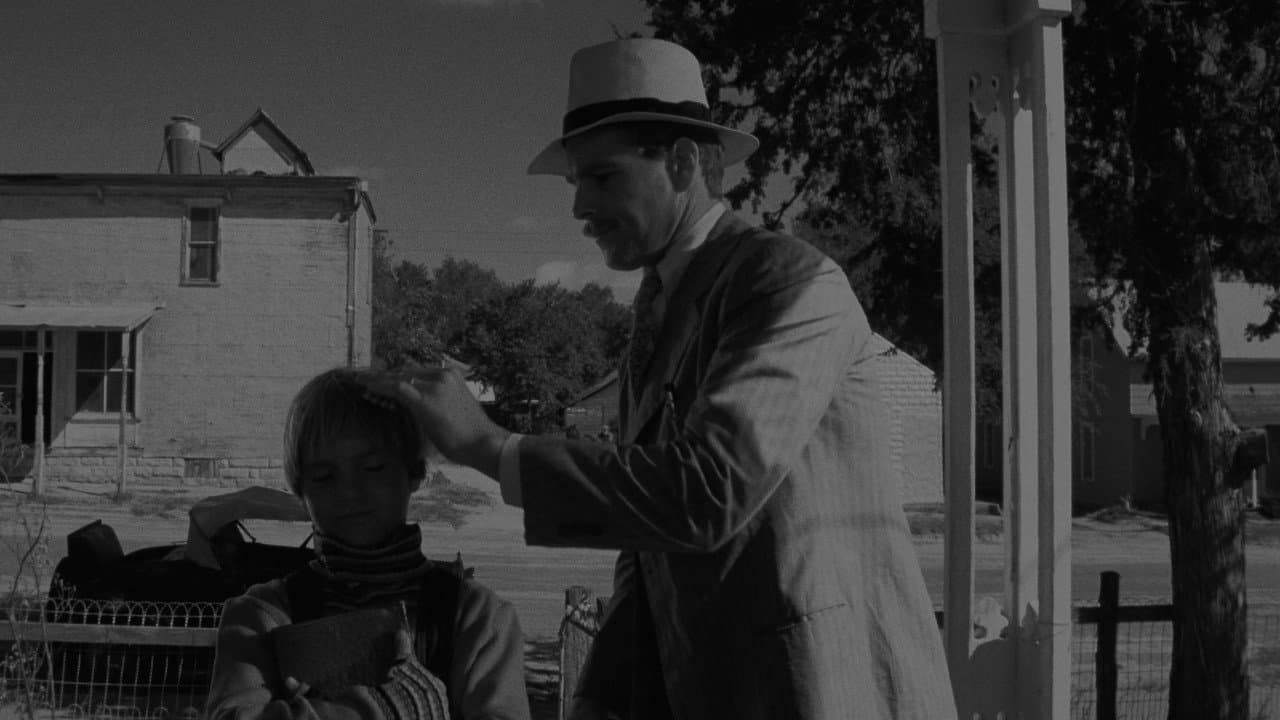Paper Moon — backdrops 5