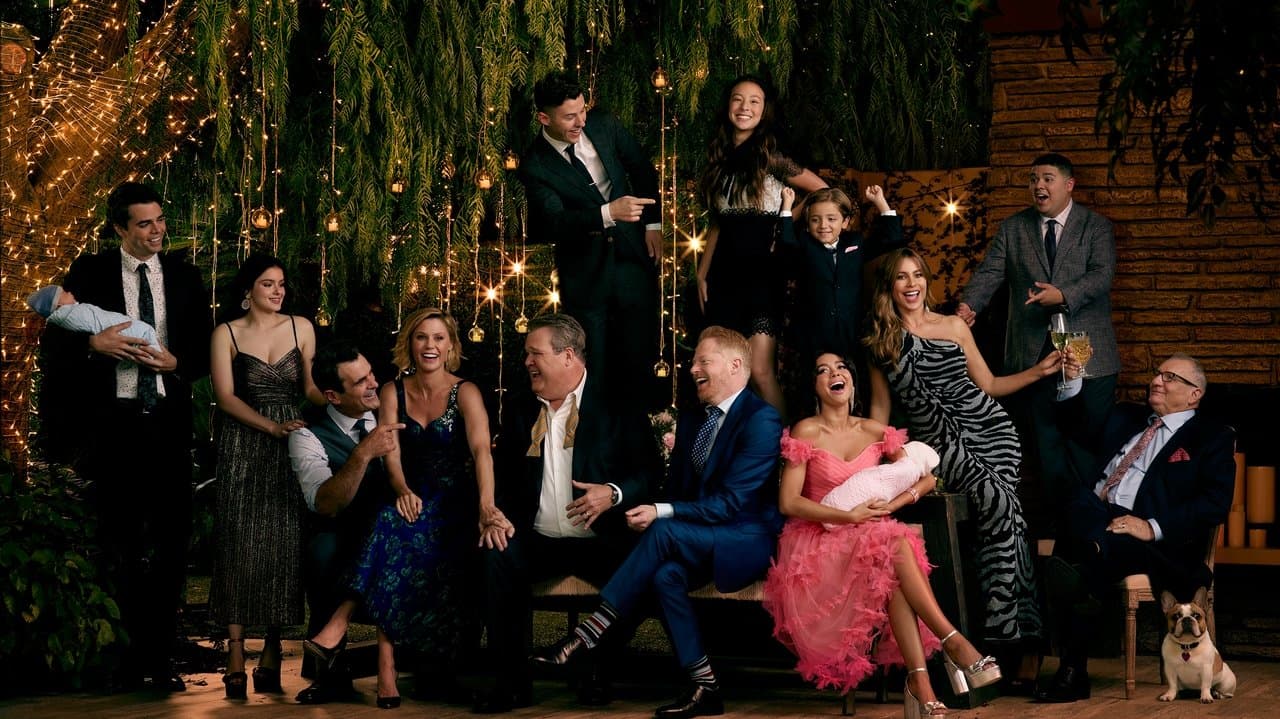 Modern Family — backdrops 2