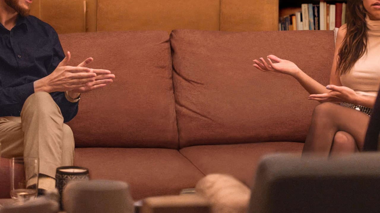Couples Therapy — backdrops 3