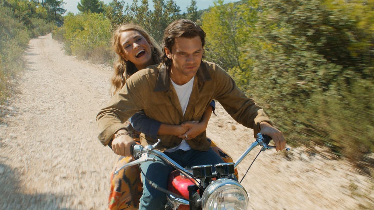 Mamma Mia! Here We Go Again — backdrops 2