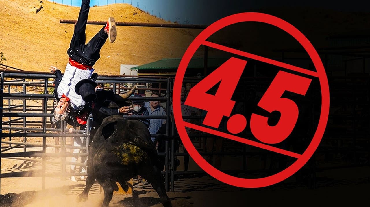 Jackass 4.5 — backdrops with title 2