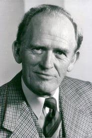 Photo of Gordon Jackson