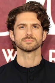 Photo of Aaron Tveit