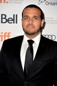 Photo of Aaron Burns