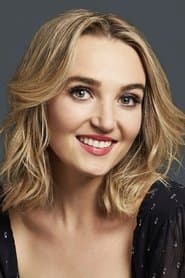Photo of Chloe Fineman